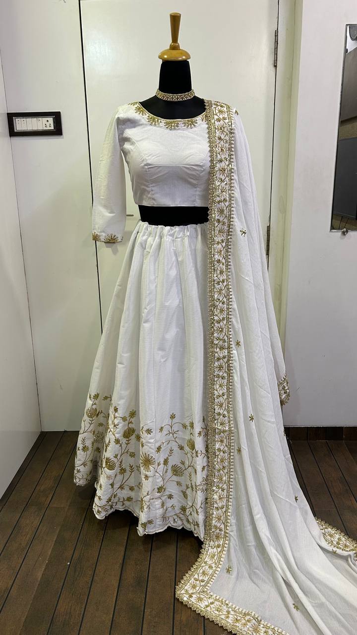 The Ethereal White Slub Silk Lehenga Set - Image 10